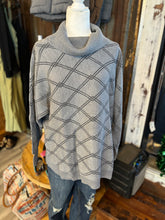 Load image into Gallery viewer, Plus Cowl Neck
