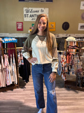 Load image into Gallery viewer, Raglan Stitch Sleeve Top
