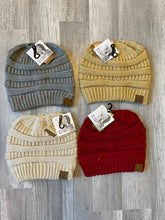 Load image into Gallery viewer, CC Stocking Hats- Adults
