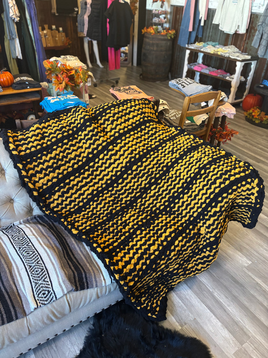 Booth #8 Black & Gold Throw