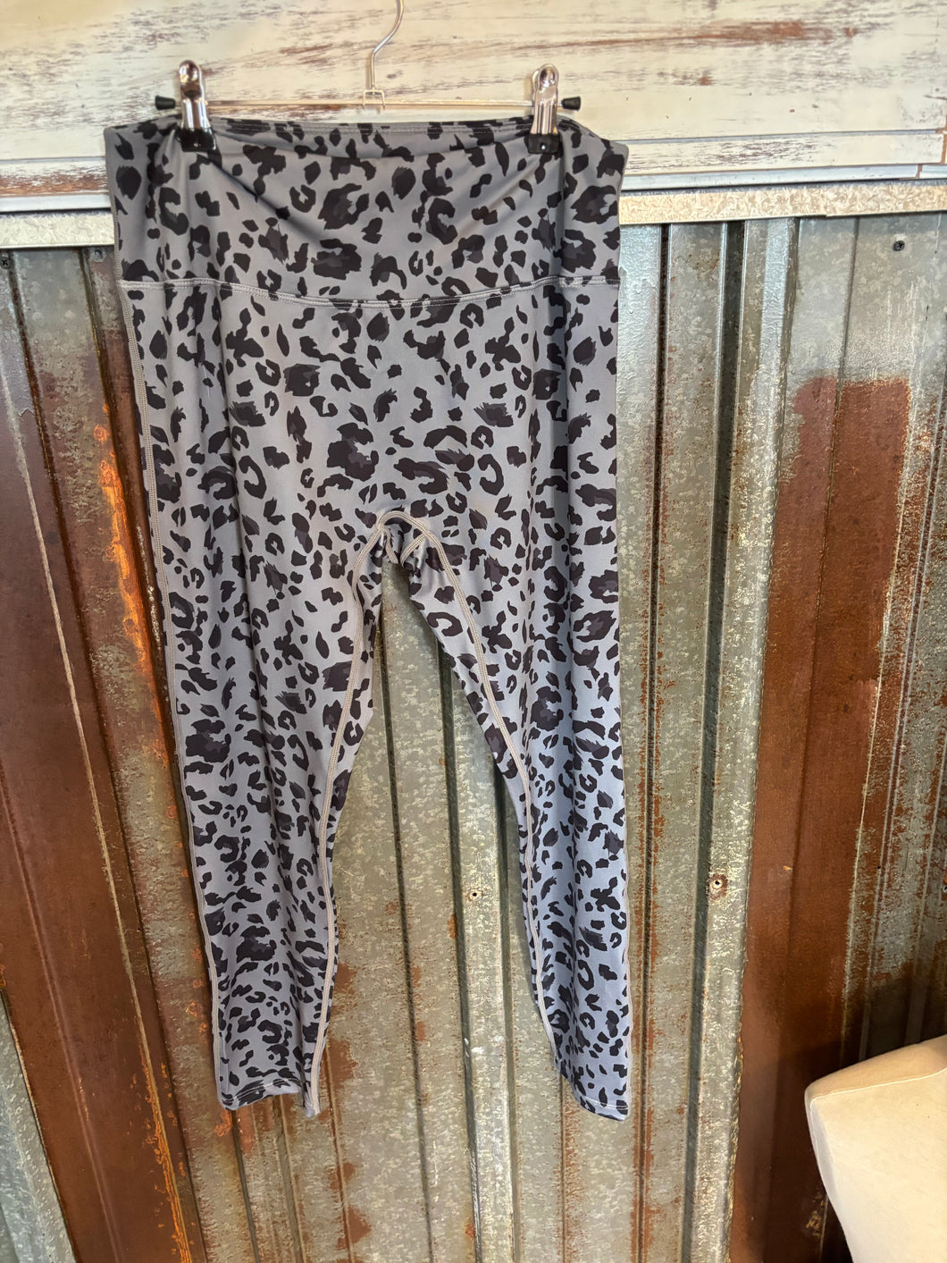 Grey Leopard Leggings