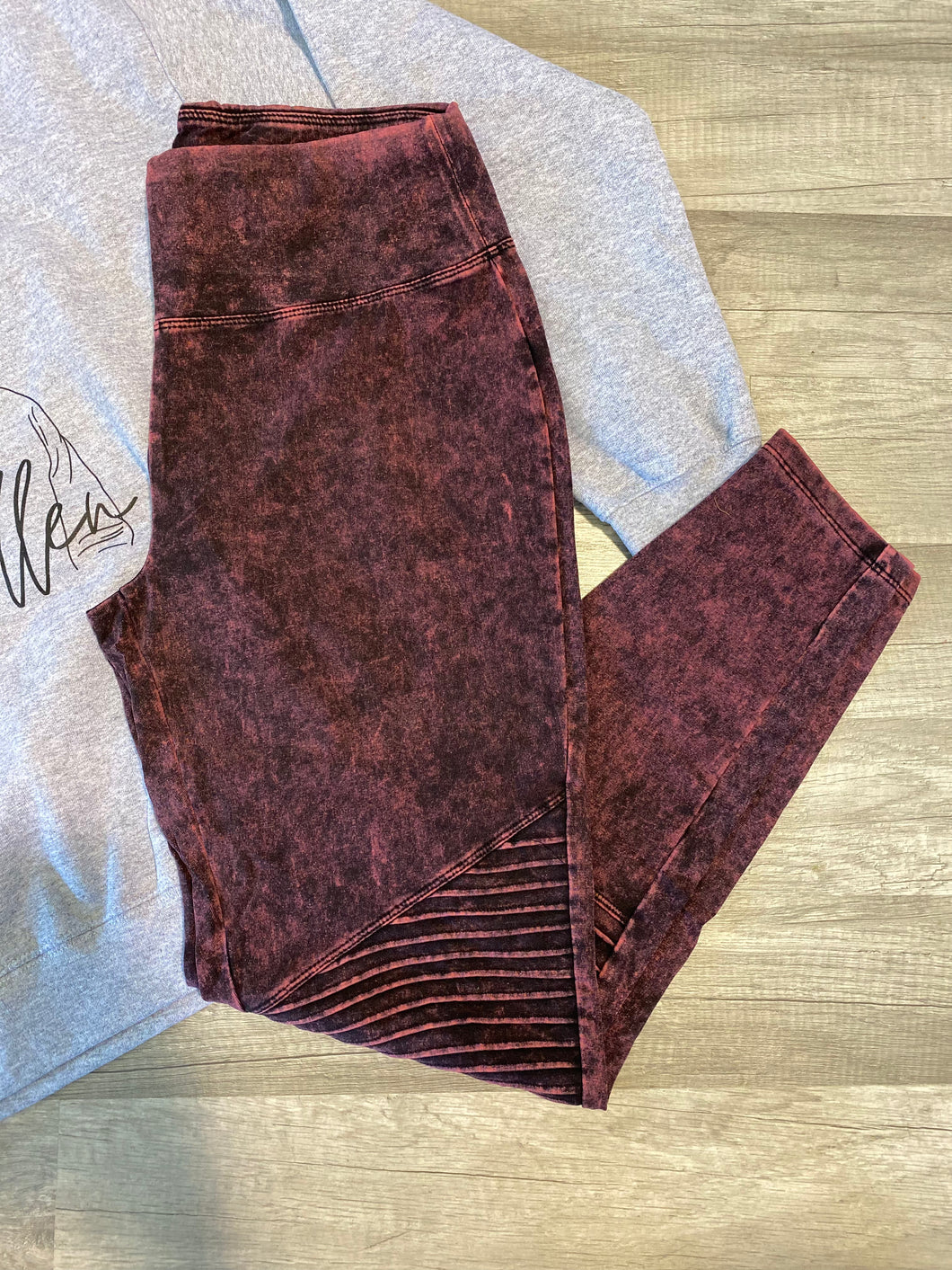 Mineral Wash Leggings