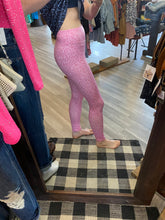 Load image into Gallery viewer, Pink Leopard Leggings
