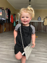 Load image into Gallery viewer, Simple Black Dress

